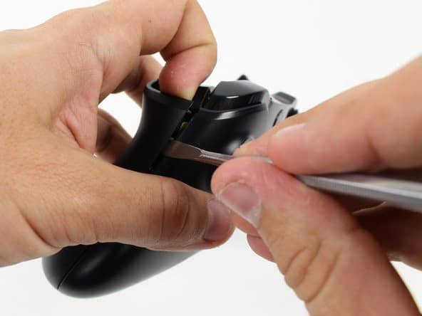 A Part Xbox One Controller without Torx