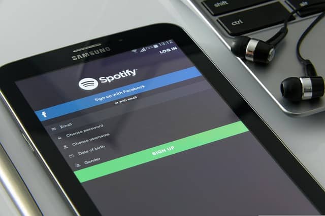 who liked your playlist on Spotify using Android